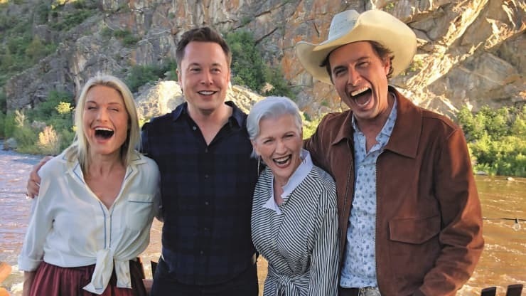 Tosca, Elon, Maye and Kimbal Musk (Photo C/O: Maye Musk)